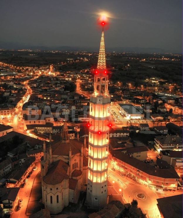 Aviation Obstacle Marking in Urban Areas: Safety and Visibility